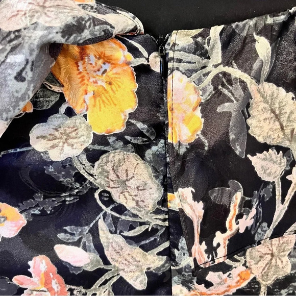 Strapless  Floral Tiered Top - Picture 3 of 5